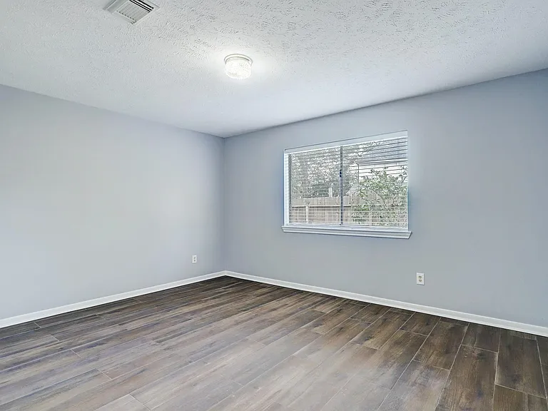 7403 Manor Bridge Ct — Photo 8