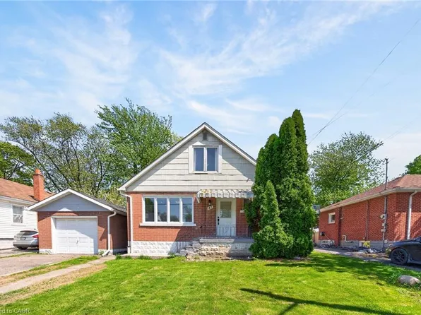 43 W 1st St, Hamilton, ON L9C 3B9