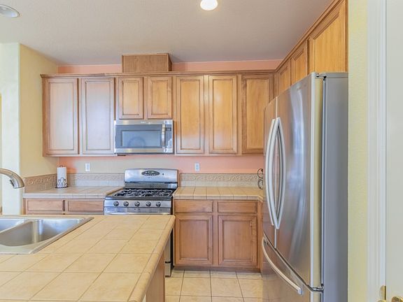 4th image of 890 Sierra View Cir Unit 1