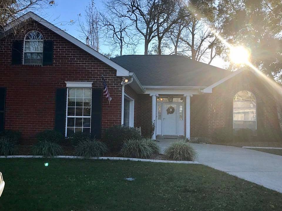1st image of 112 Bradley Pl