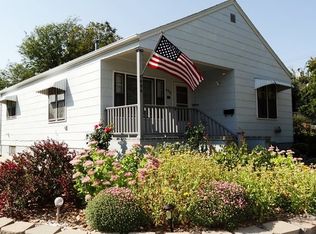 406 E 3rd St, Mccook, NE 69001