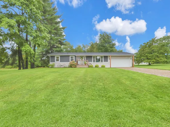 280 Rocky Fork Dr NE, Newark, OH 43055