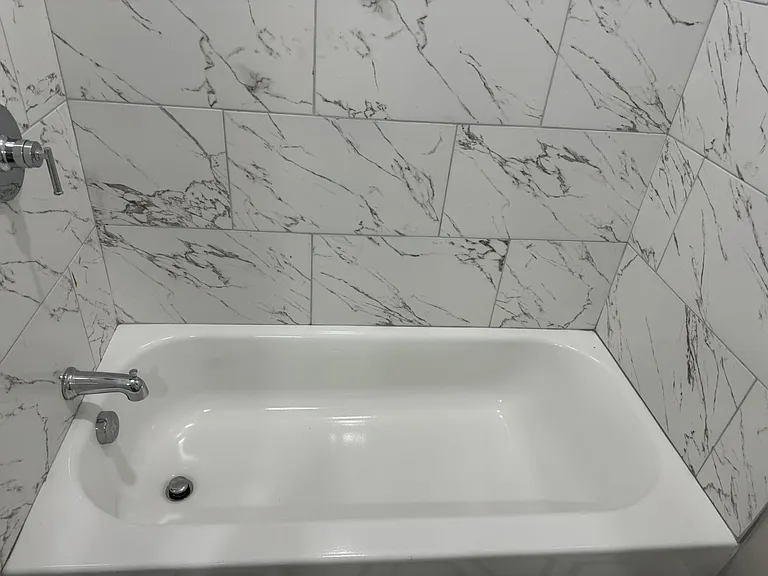 1105 Charles St #1E — Photo 14