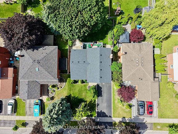 3rd image of 130 William Stephenson Dr
