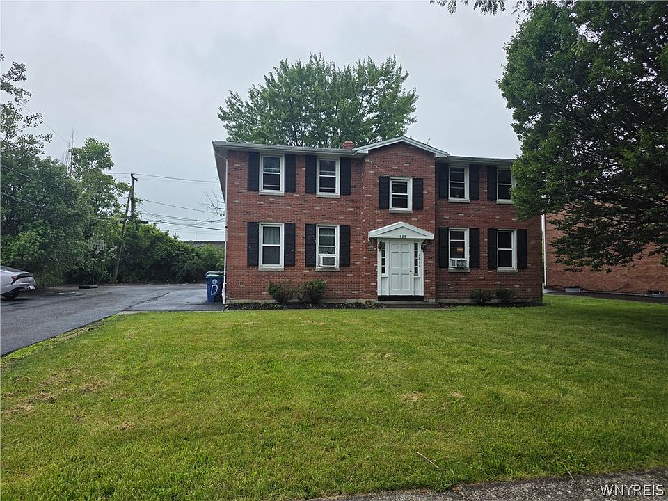 1st image of 425 Joe McCarthy Dr