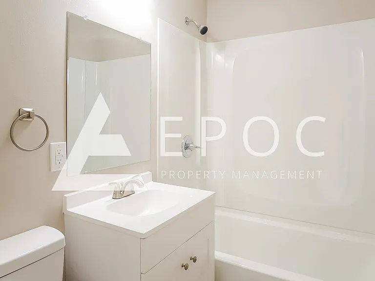 2309 N Xanthus Ave — Photo 8