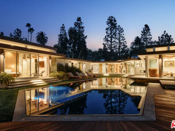 1061 Loma Vista Dr, Beverly Hills, CA 90210