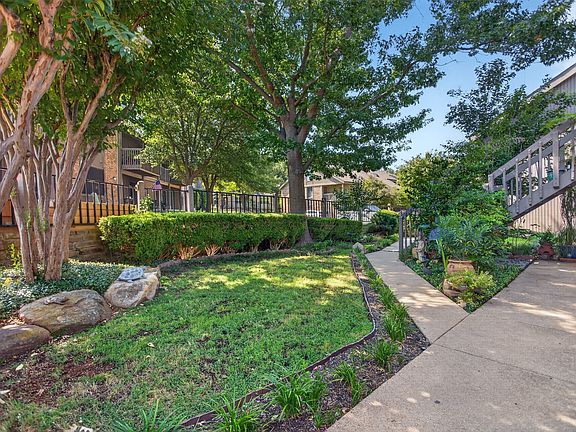2nd image of 1101 Signal Ridge Pl