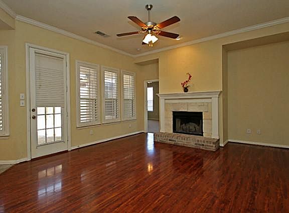 5th image of 1901 Lily Pond Ct