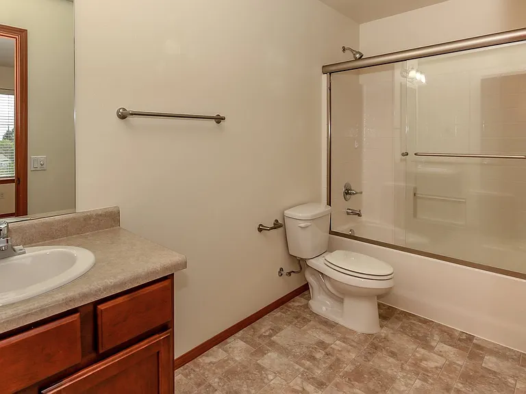 1187 Swan Loop — Photo 35