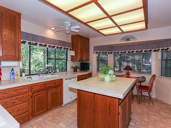 2nd image of 18257 Wildflower Dr