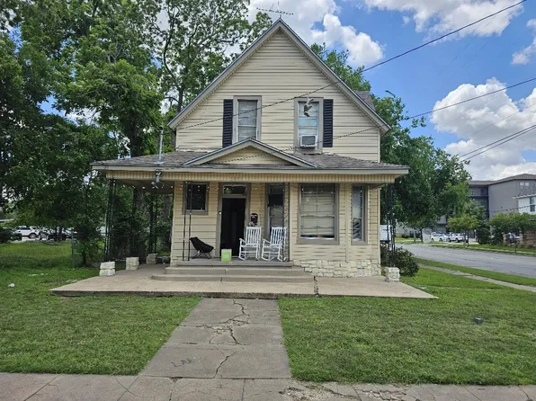 1801 S 10th St, Waco, TX 76706