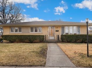 844 N Lincoln St, Addison, IL 60101