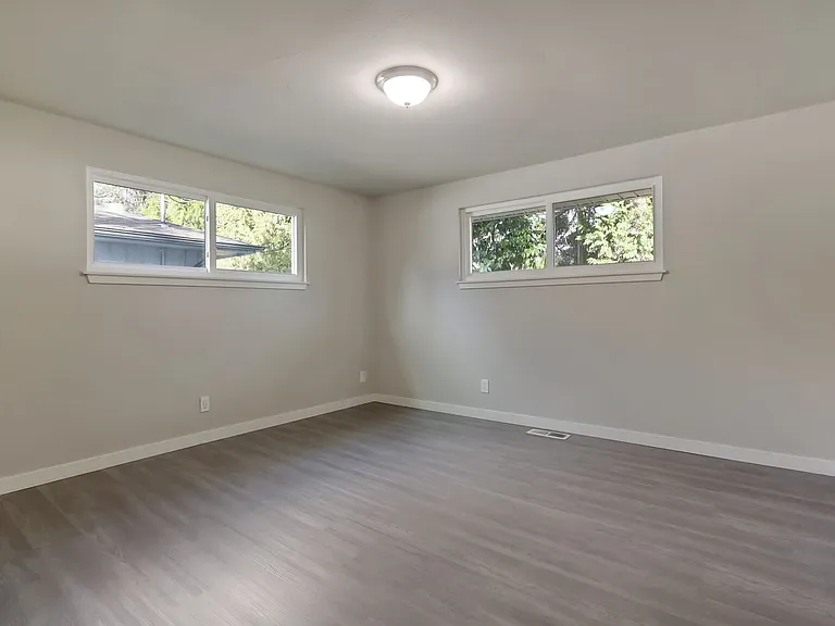 1625 Alder St SE — Photo 12