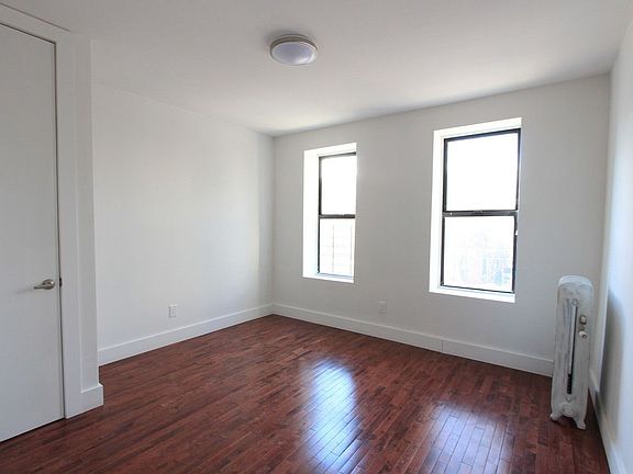 2nd image of 723 E 5th St APT 2B