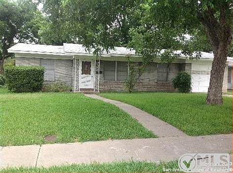 1st image of 4702 Seabreeze Dr