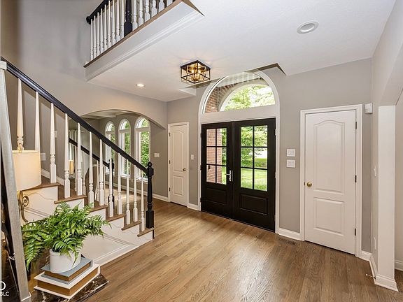 4th image of 10308 Middlebrook Ct