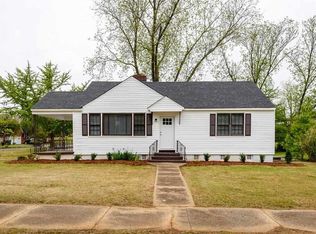 610 E 2nd St, Tuscumbia, AL 35674