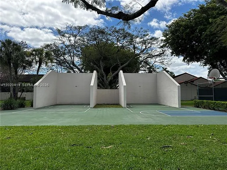 13350 SW 88th Ter #F — Photo 21