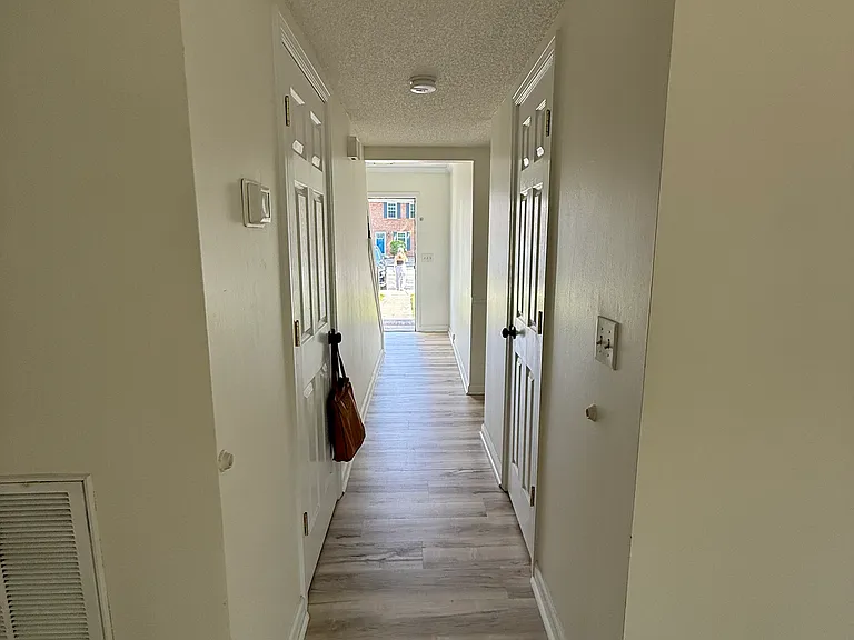 4912 Seabrook Ct — Photo 20