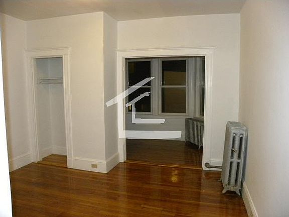 5th image of 128 Glenville Ave #11WW