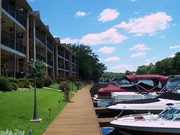 3rd image of 503 Lakeland Dr APT C4