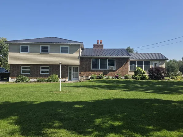 312 State Highway 131, Massena, NY 13662