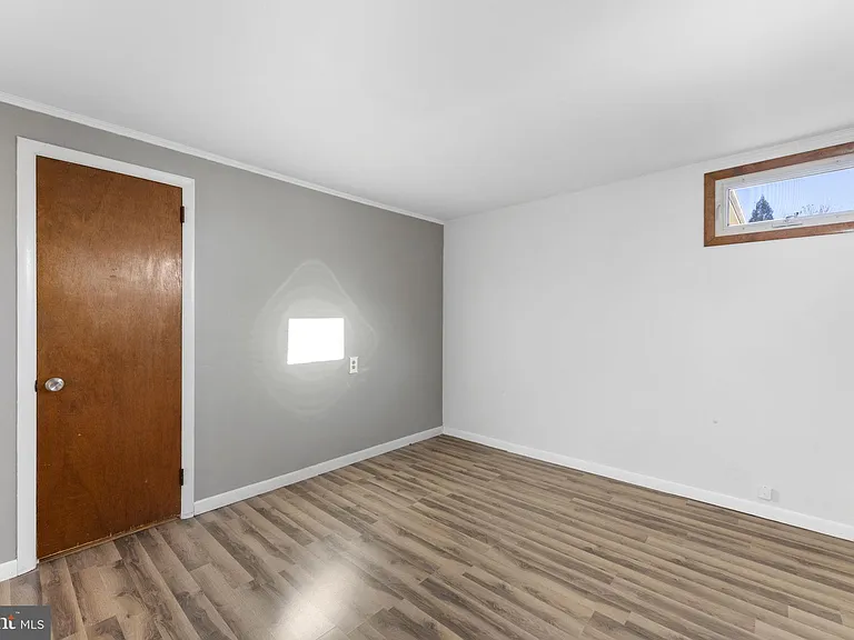 225 Pershing Ave #A — Photo 17
