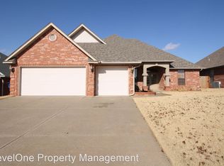 335 E Raleigh Ter, Mustang, OK 73064