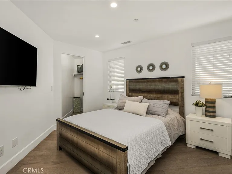 4405 Channel Pl — Photo 11