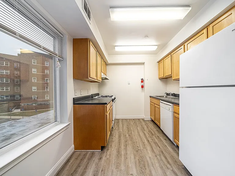 7430 Boulevard East #3B — Photo 3
