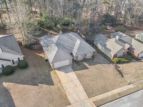 5th image of 105 Eagle Way