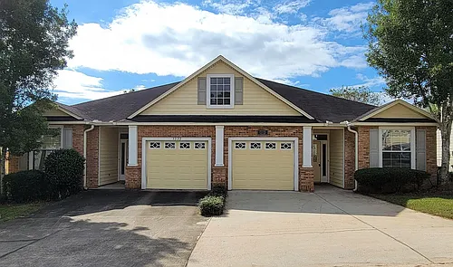 5521 Hampton Woods Way Photo 1