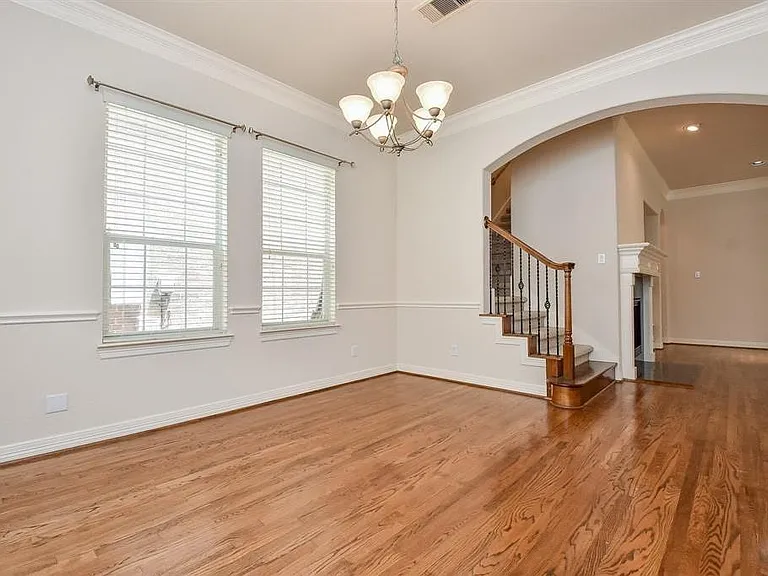 3206 Holly Crossing Dr — Photo 12