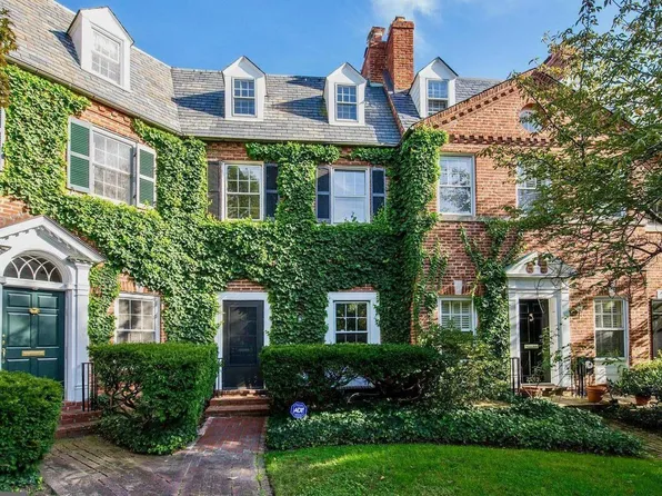 2551 Waterside Dr NW, Washington, DC 20008