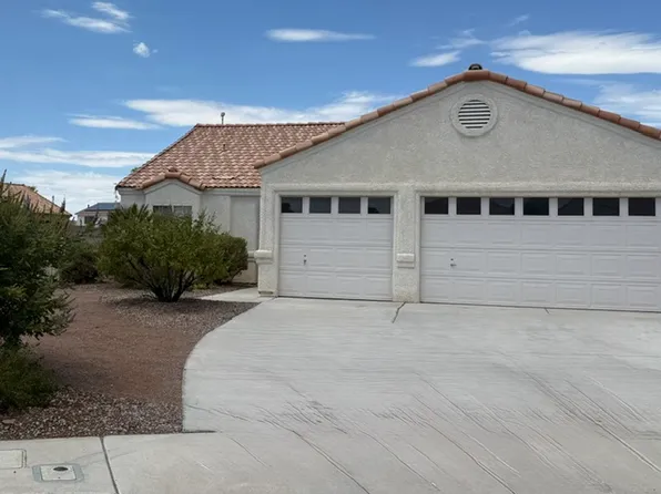 725 Dinard Way, North Las Vegas, NV 89031
