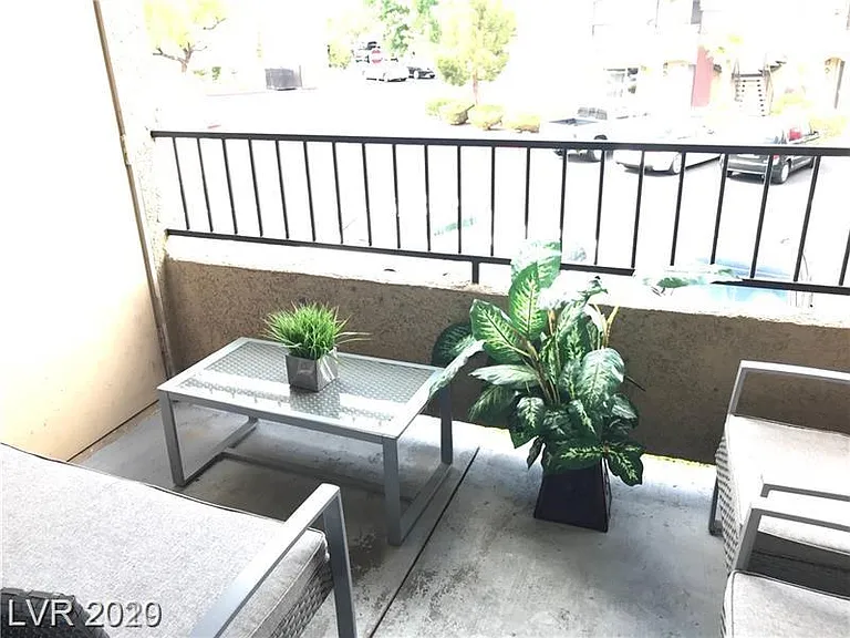 7885 W Flamingo Rd — Photo 20