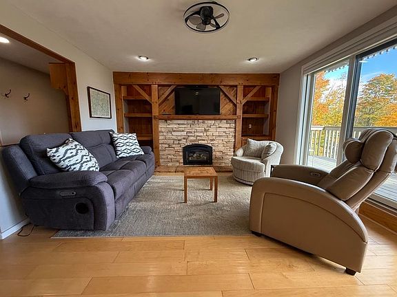 3rd image of 87 Snowside Road Unit 6