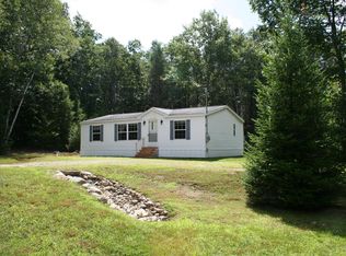 126 Graylock Rd, Warren, ME 04864