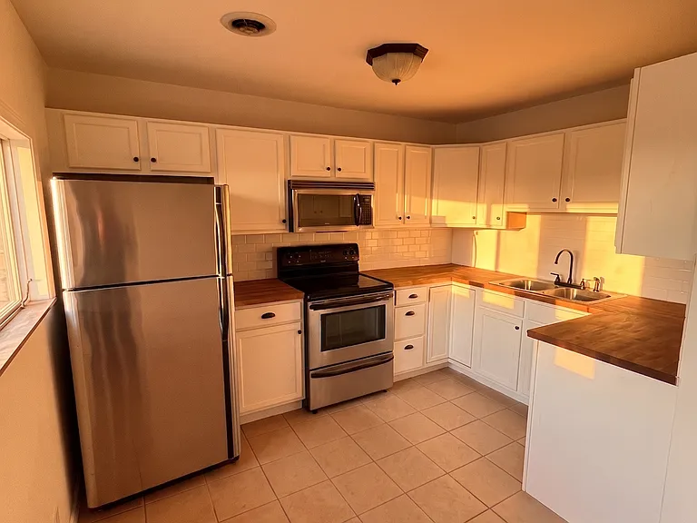 1500 Luttrell St #7 — Photo 3