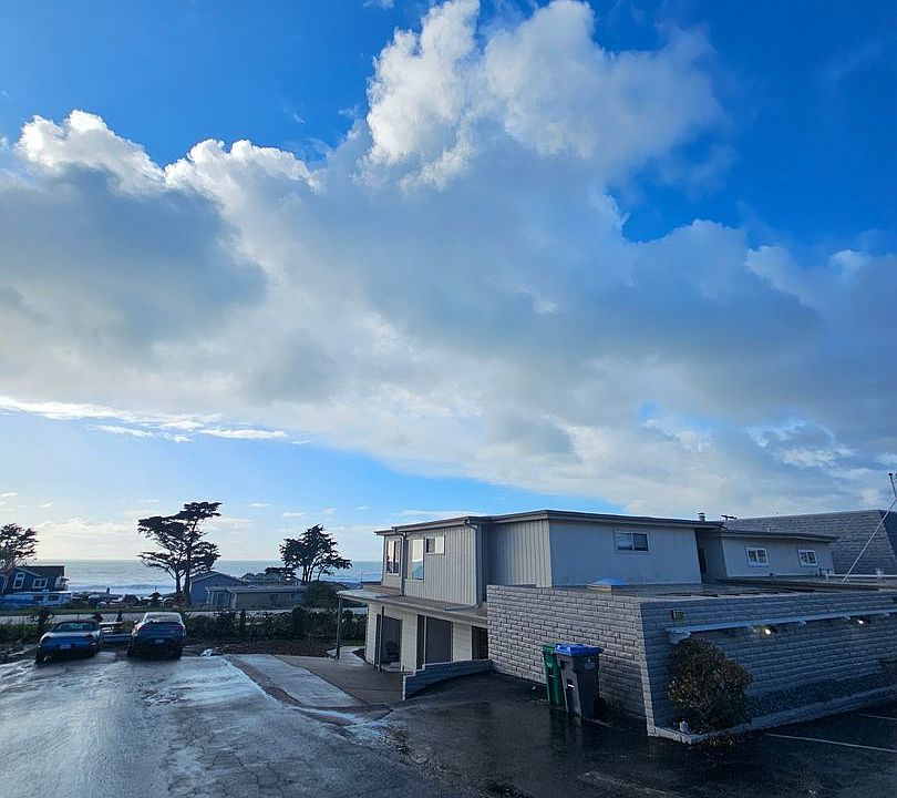 1st image of 3192 Ocean Blvd #1-4