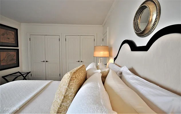 Rented by Corcoran | media 14