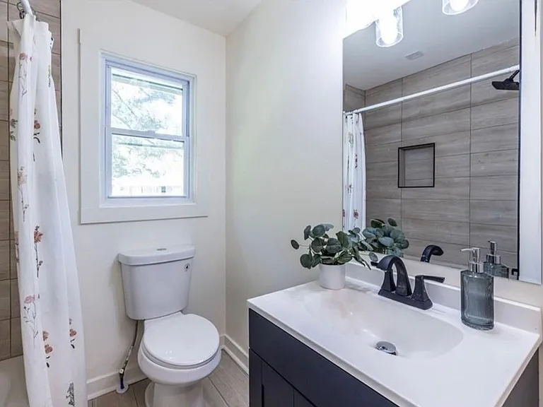 2752 Marco Dr NW — Photo 29
