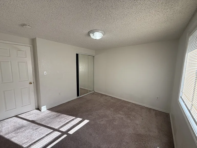 2511 Northrup Pl — Photo 35