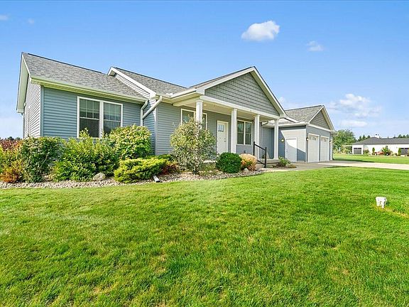 5th image of 7548 Ionia Rd