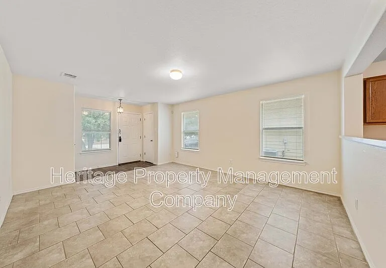 6402 Candleview Ct — Photo 9