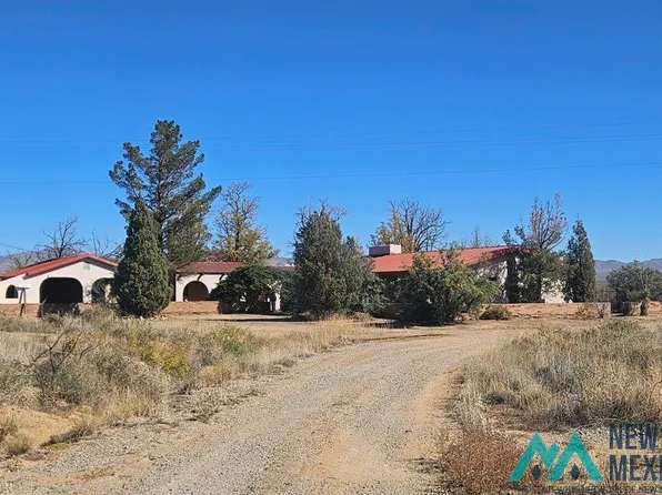 22 Ulmorris Rd, Lordsburg, NM 88045