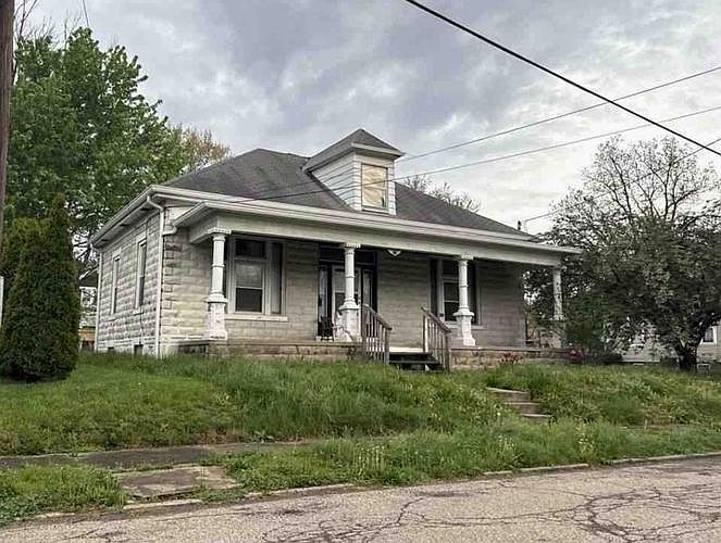 1st image of 433 Dexter Ave
