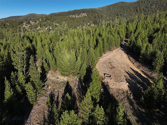 5th image of 2 Ruby Mine Rd