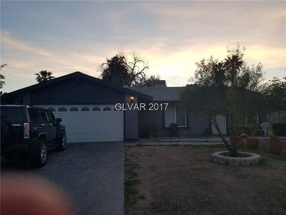 1st image of 856 Oakcreek St